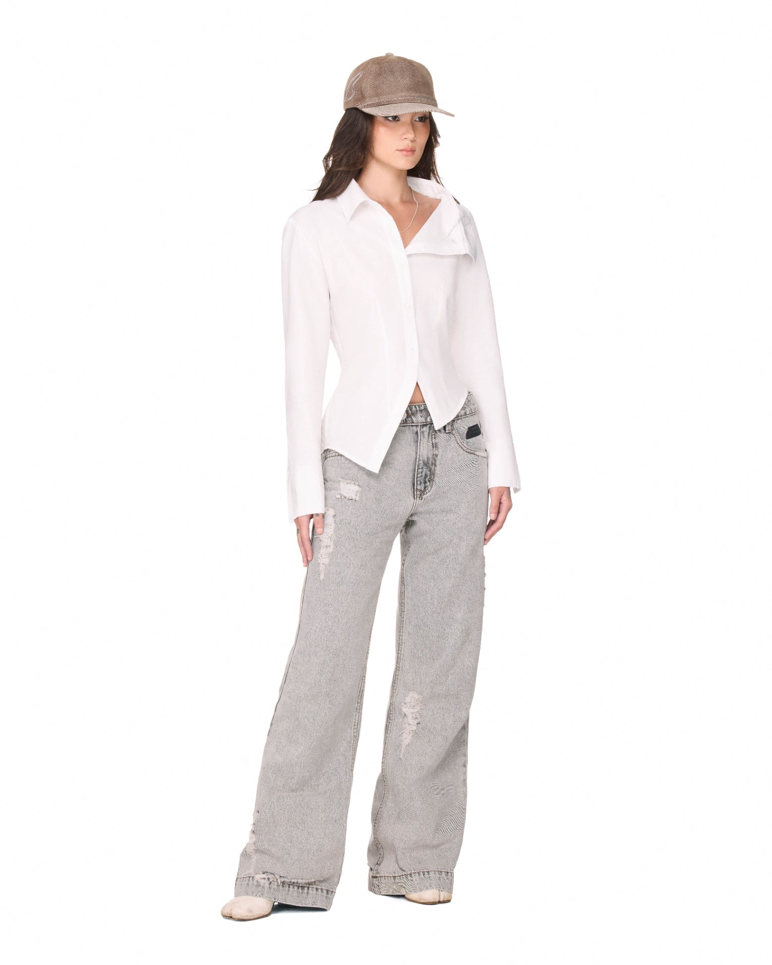 [BEUTER] WMNS ASYMMETRIC SHIRT