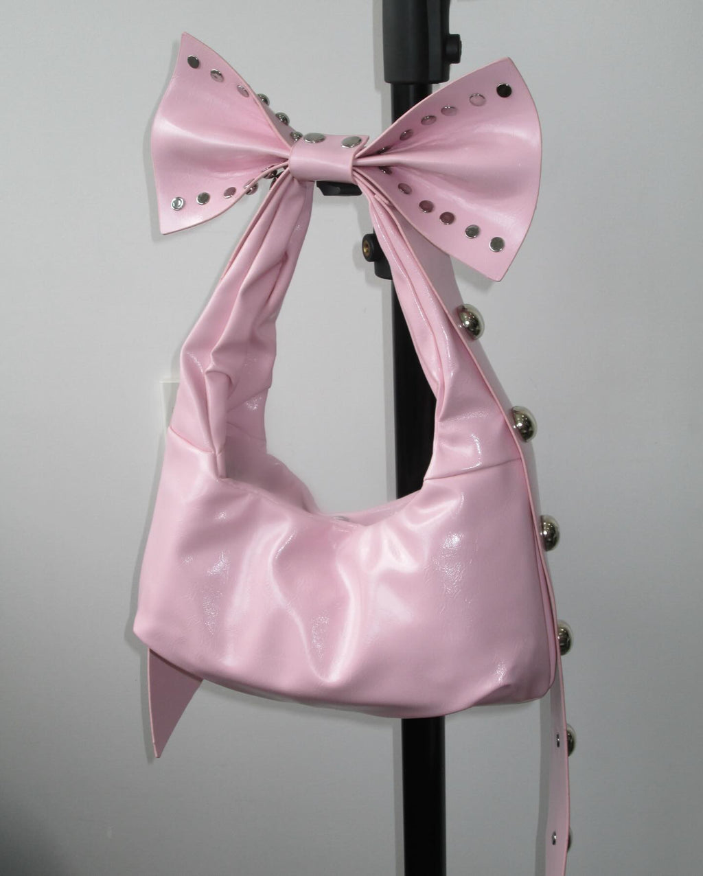 [IUE STUDIO] Detachable Ribbon Leather Handbag