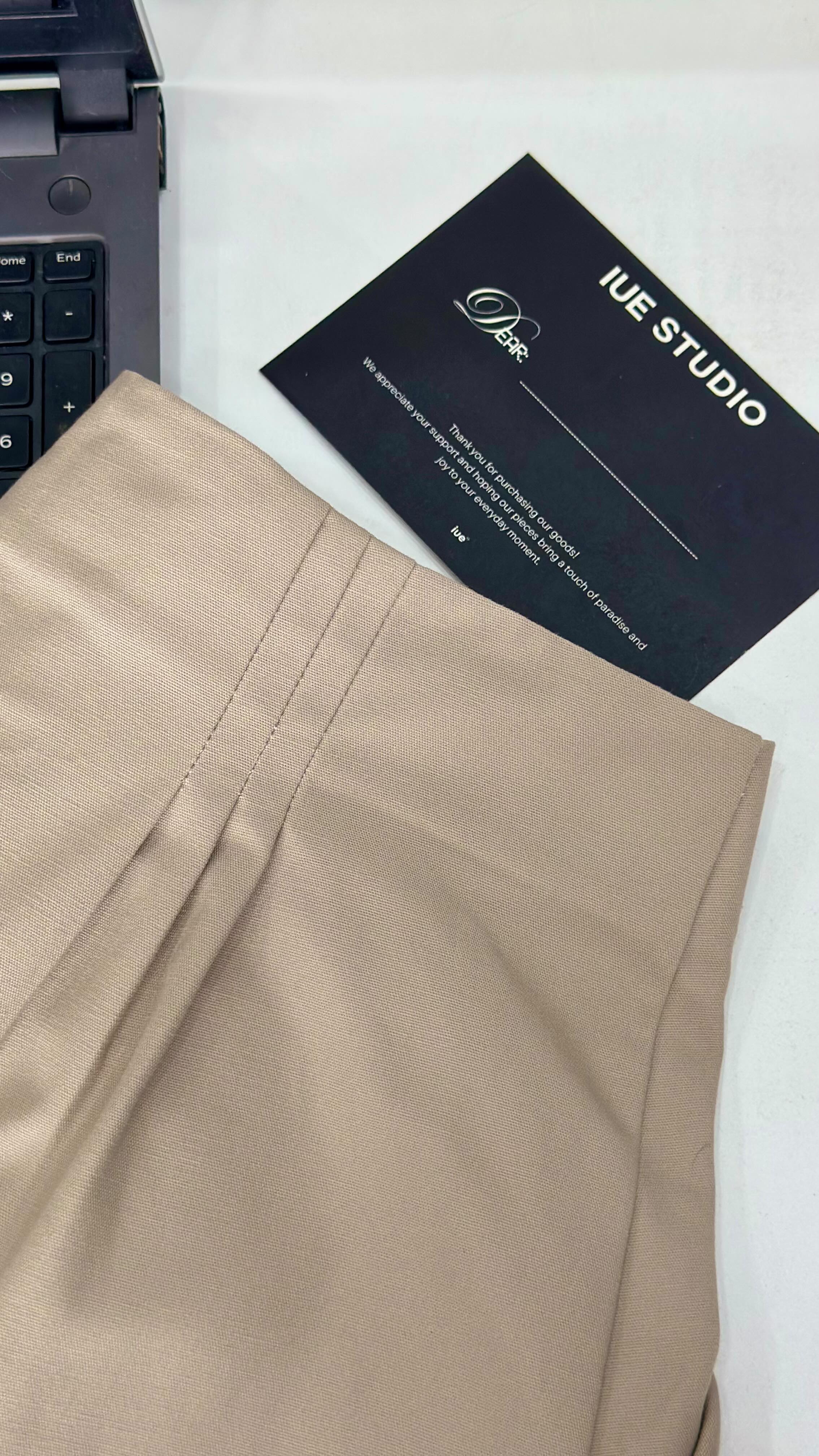 [IUE STUDIO] BAGGY PANTS