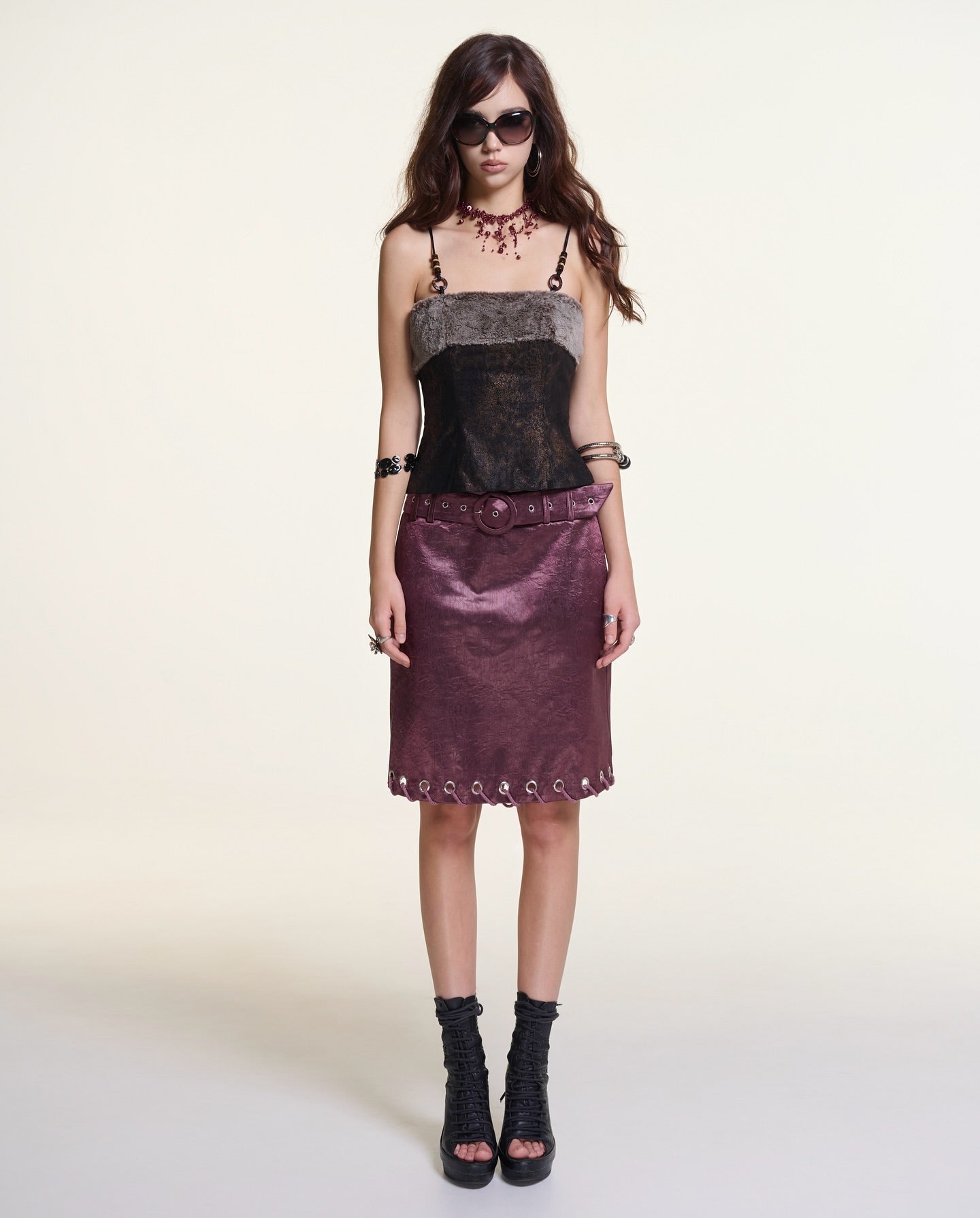 [into.eight] CINDER TOP