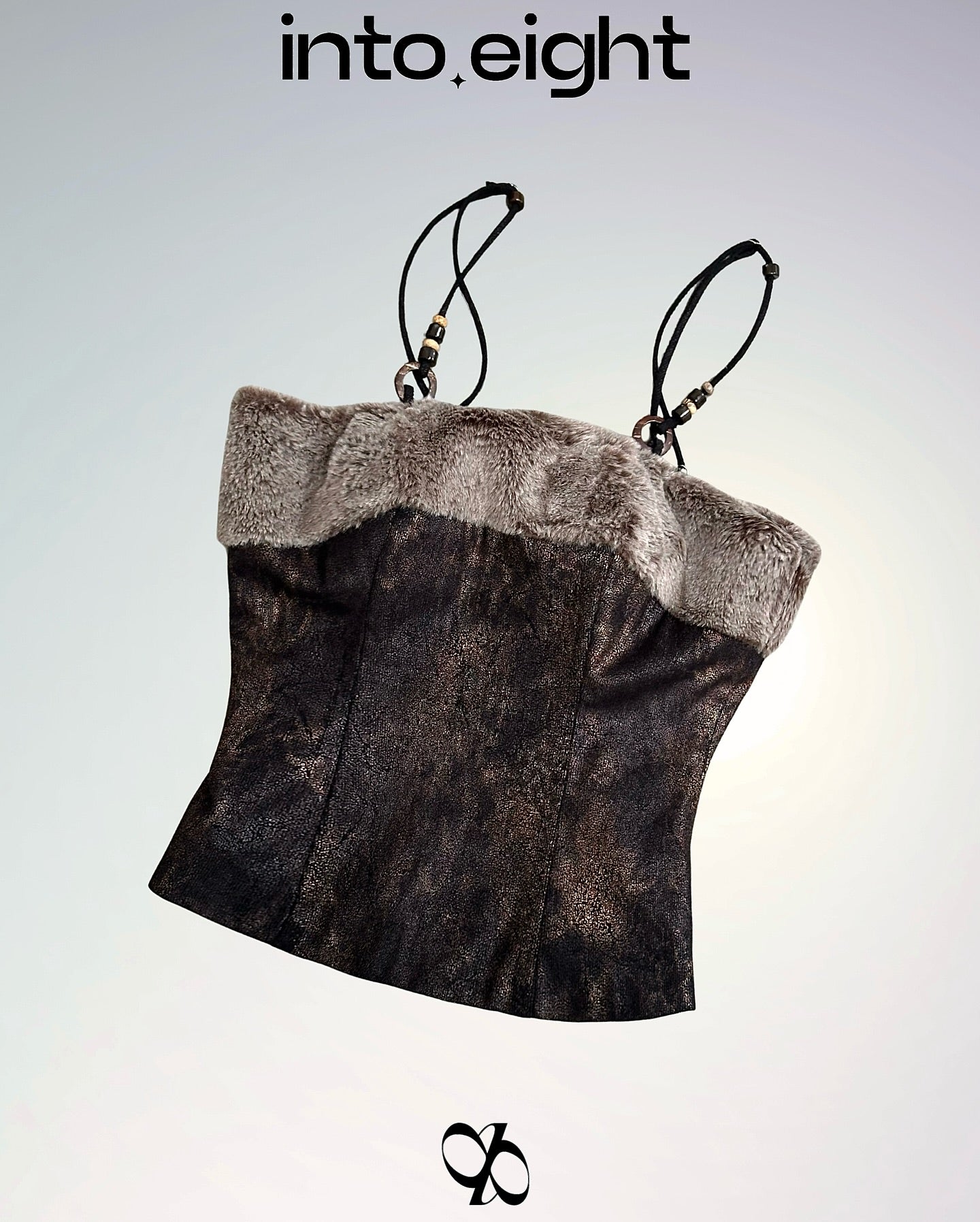 [into.eight] CINDER TOP