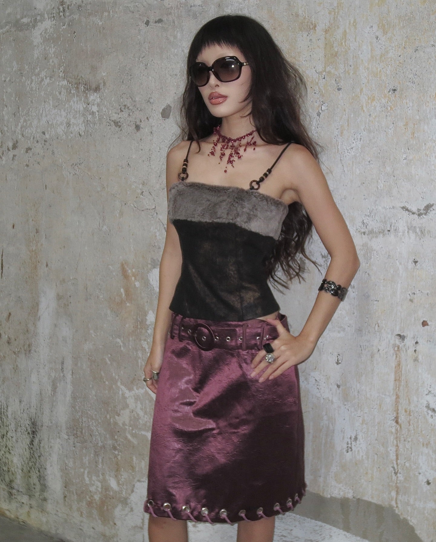 [into.eight] CINDER TOP