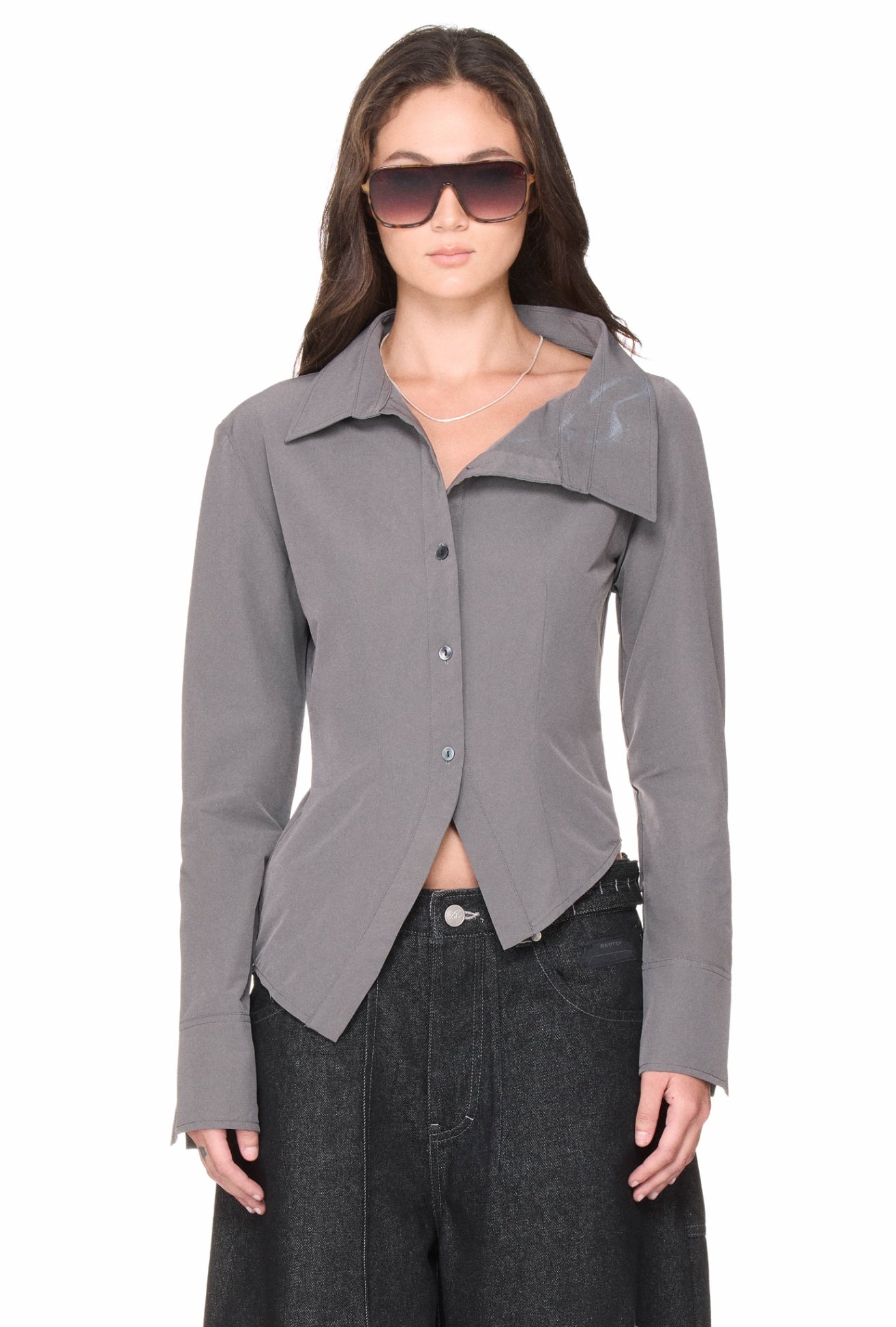 [BEUTER] WMNS ASYMMETRIC SHIRT