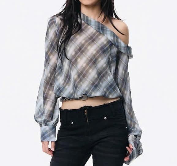 [The Stan] LIVIA CARO TOP