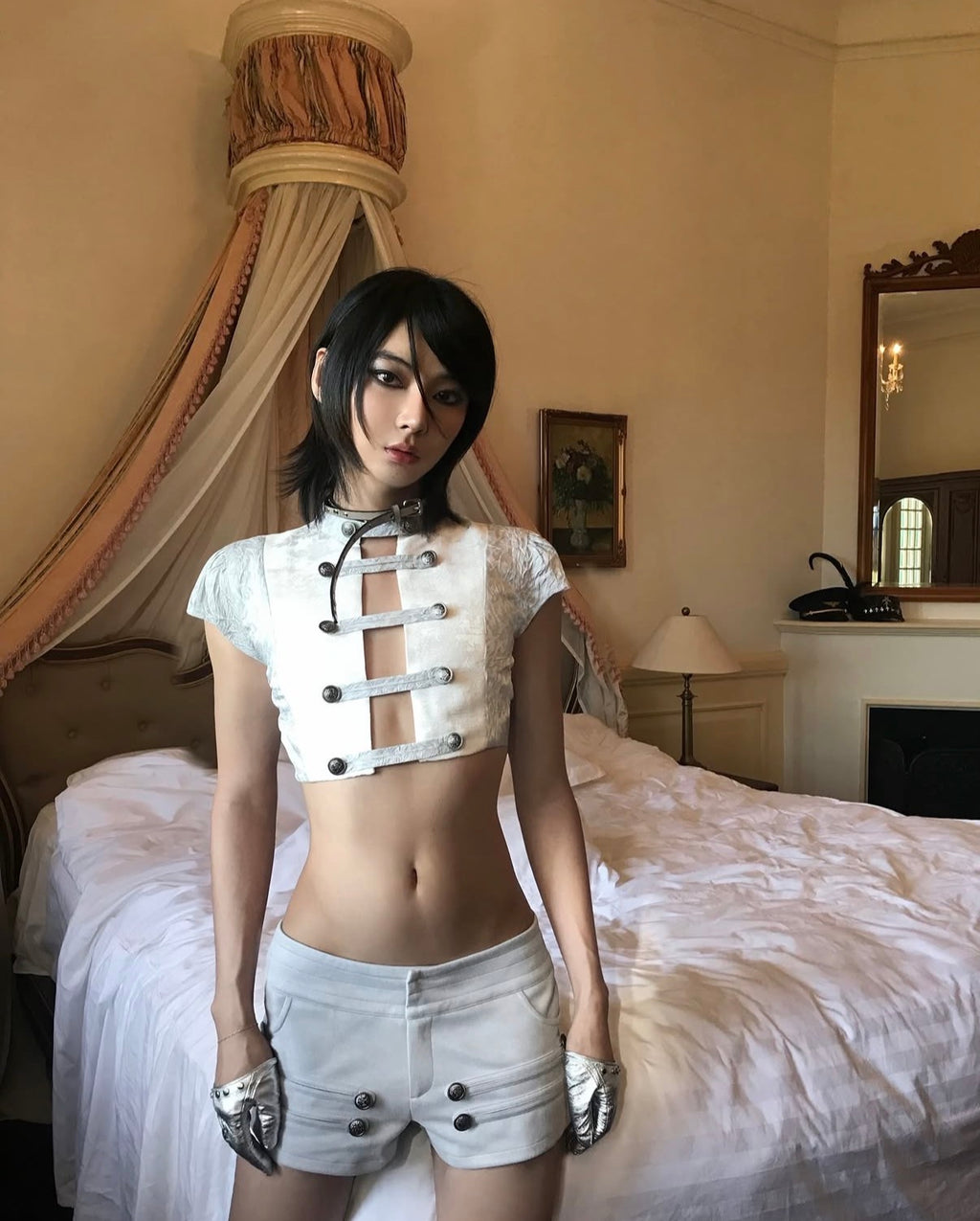 [into.eight] KIRI TOP