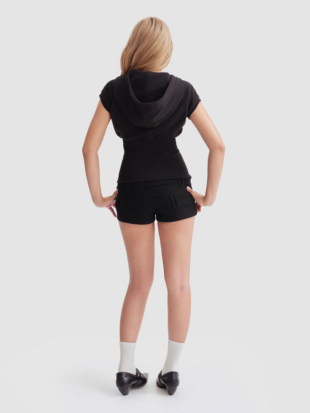 [aeie tbsp.] POUFEE HOODIE