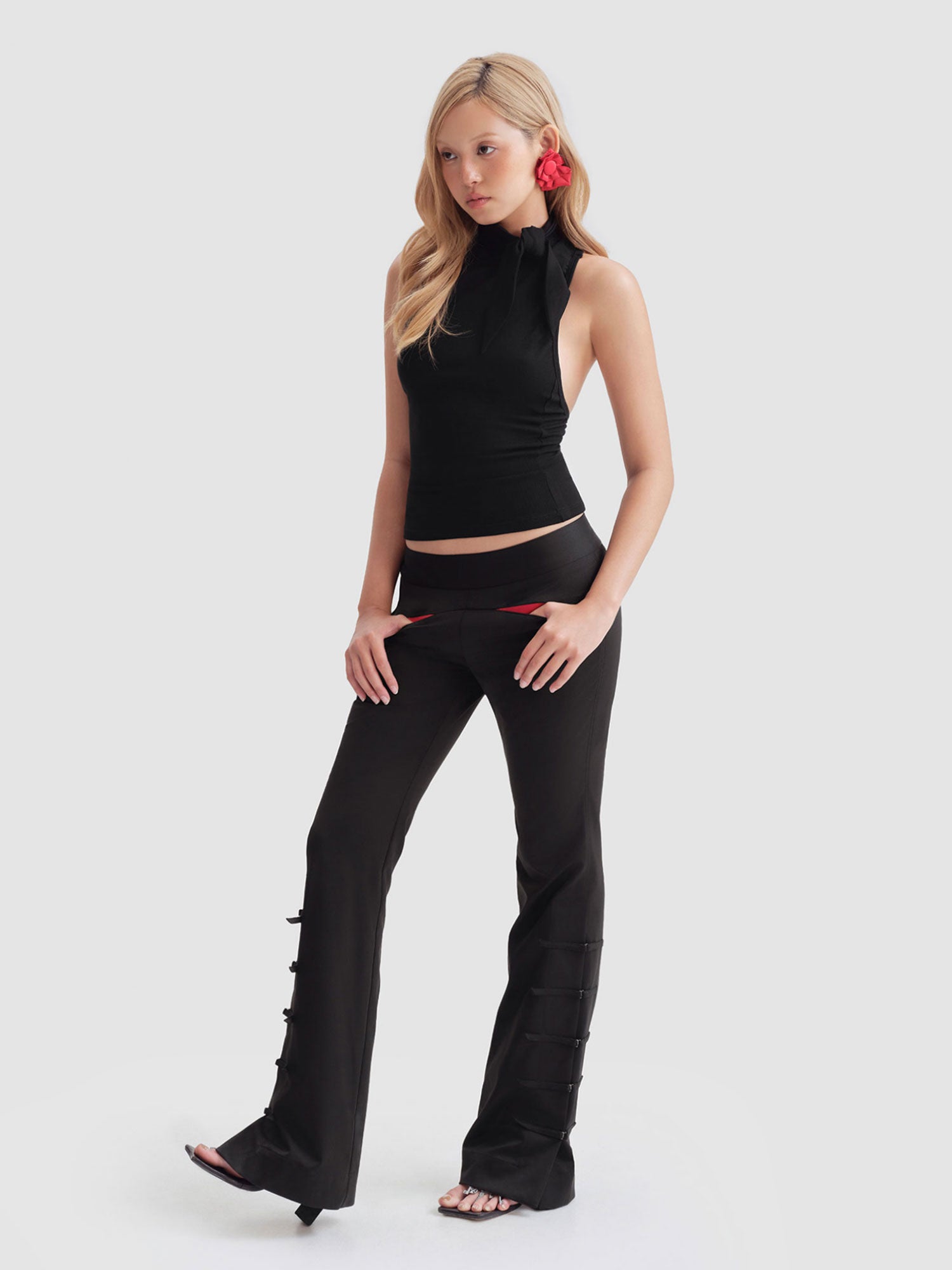 [aeie tbsp.] TIE ME TOP