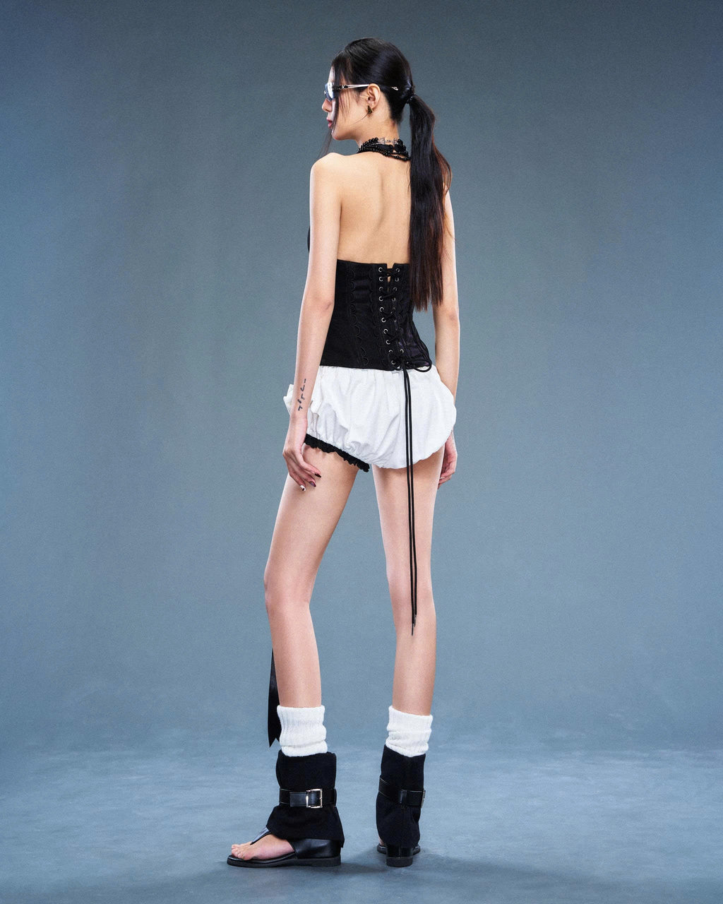 [So Dópe Club] BLACK LACED CRUSH SHORTS